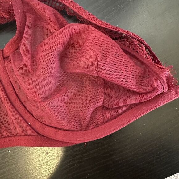 Victoria’s Secret Very Sexy unlined plunge bra burgundy lace Size 34D Dark Red - Picture 4 of 7